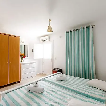 Paradise Hotel